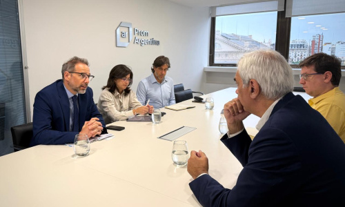 Sucalesca dialogó en las oficinas de PromArgentina con las autoridades de Argencon.