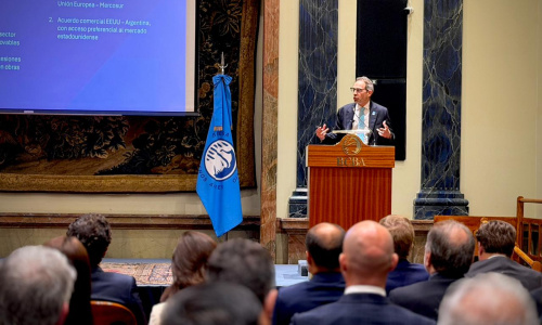 Sucalesca expuso en el Foro Económico Portugal-Argentina