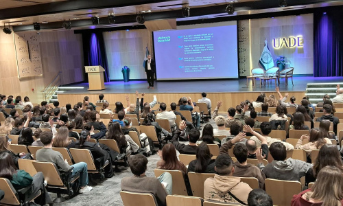 Martín Giralda, director de Marca País Argentina, disertó en las universidades UADE y UB.