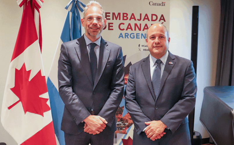 Diego Sucalesca se reunió con Stewart Wheeler, embajador de Canadá en Argentina.