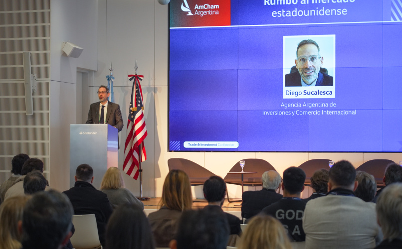 Argentina “está lista para recibir inversiones estadounidenses”, dijo Sucalesca en el encuentro.