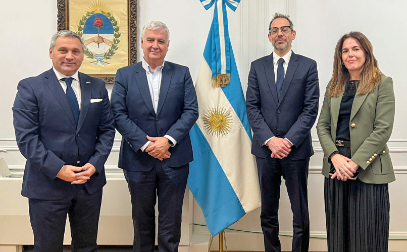 Sucalesca se reunió con Aureo Díaz-Carrasco Fenollar, director ejecutivo de la Federación Española de Centros Tecnológicos.