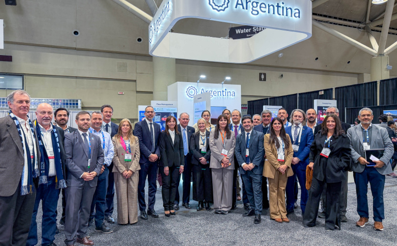 Diez empresas argentinos se agruparon en el stand de PromArgentina en PDAC.