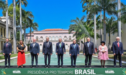 Los países miembros del Mercosur y la EFTA firmaron un Tratado de Libre Comercio en Brasil.