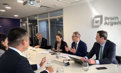 El encuentro con autoridades del Gobierno de Japón y el BID busca consolidar una agenda de inversiones.