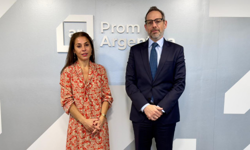 Diego Sucalesca recibió en PromArgentina a la designada embajadora ante Canadá, Lucila Crexell
