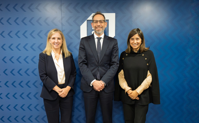 Sucalesca y Hinckley se plantearon el objetivo diseñar un programa de asistencia a exportadores. 