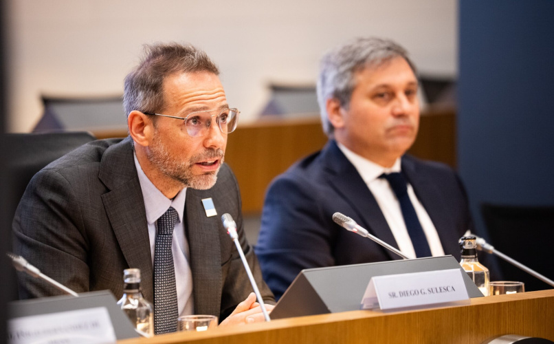 Sucalesca hizo su presentación en la Confederación Española de Organizaciones Empresariales (CEOE), en Madrid.