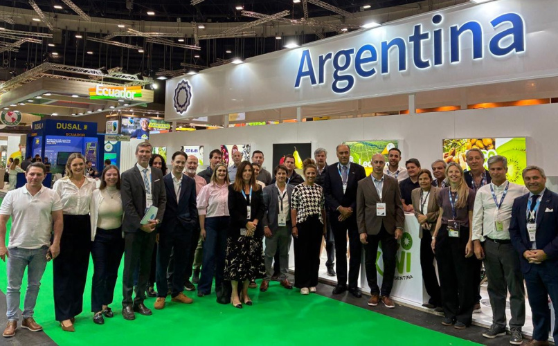 Dieciséis empresas nacionales presentaron sus productos frutihortícolas en España.