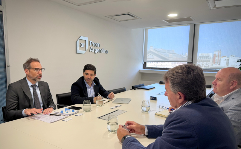 PromArgentina y CAENA conformaron una agenda de trabajo para promover la exportación de nutrición animal.